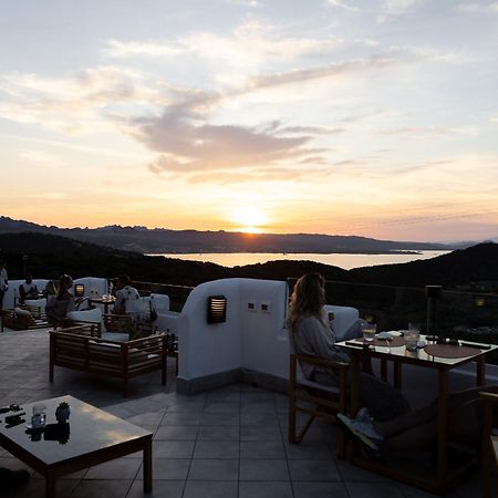 Hotel Pedra Santa Baja Sardinia Eksteriør billede