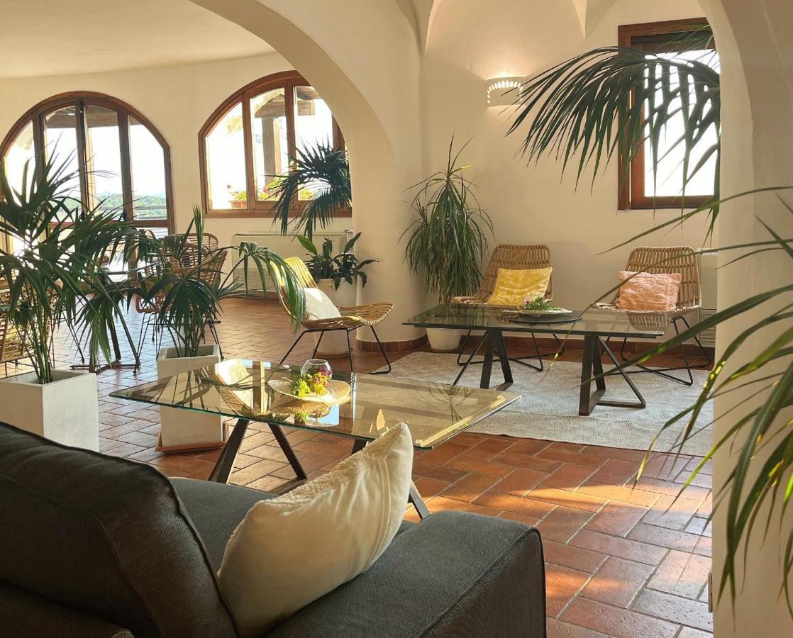 Hotel Pedra Santa Baja Sardinia Eksteriør billede